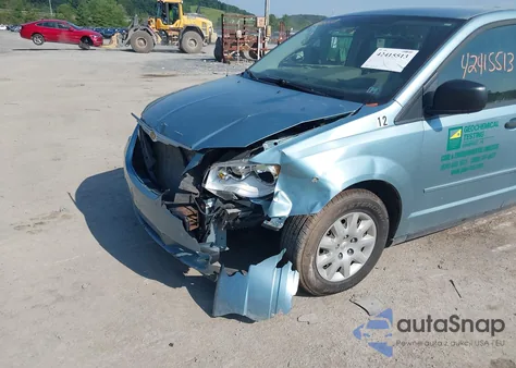 2008 Chrysler Town & Country Lx from USA, damaged, VIN 2A8HR44H68R671831